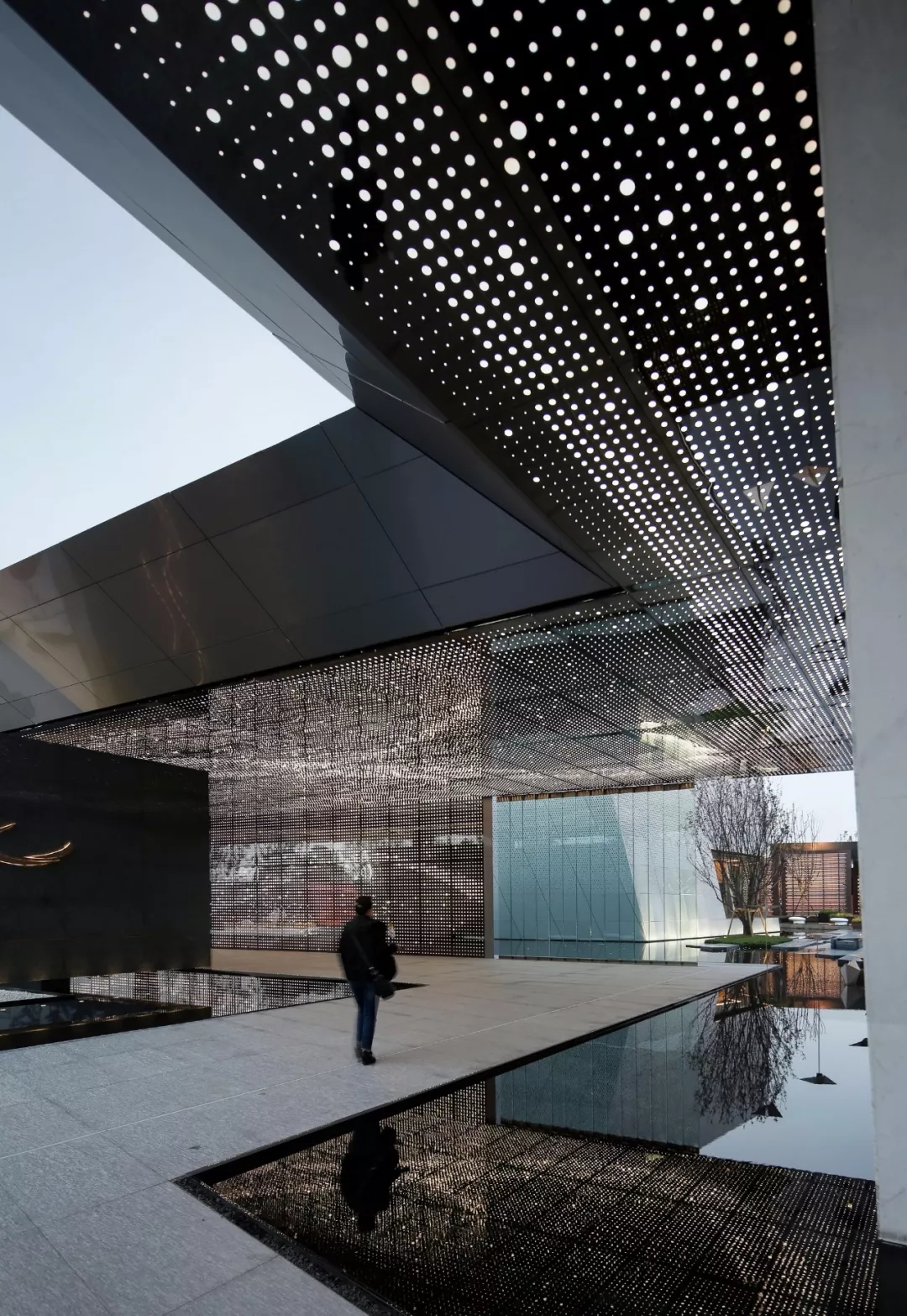 两江星空长廊 by苏圣亮，9001cc金沙以诚为本修建设计