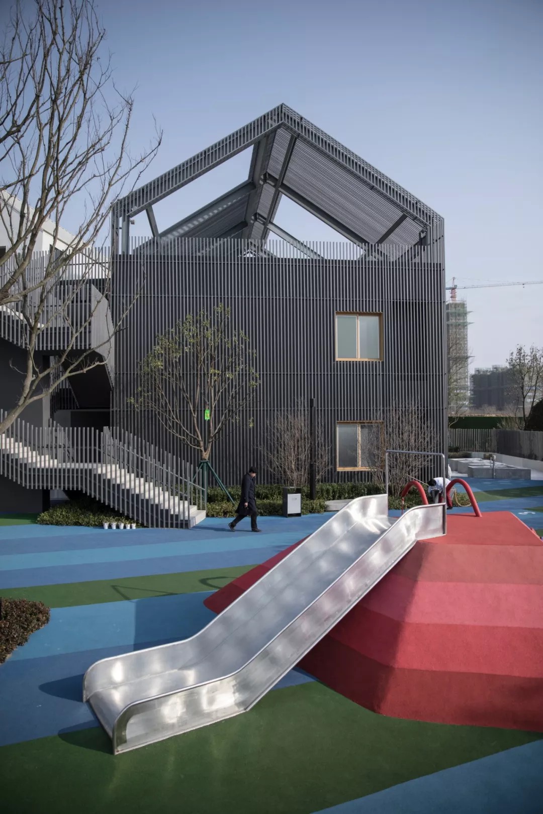 灰色屋子修确立面处理